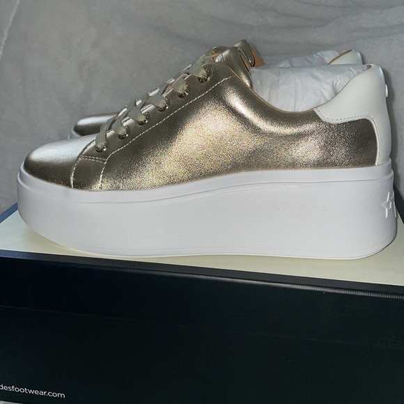 NWT J/SLIDES HALLY Gold Metallic & White Leather - Picture 10 of 16